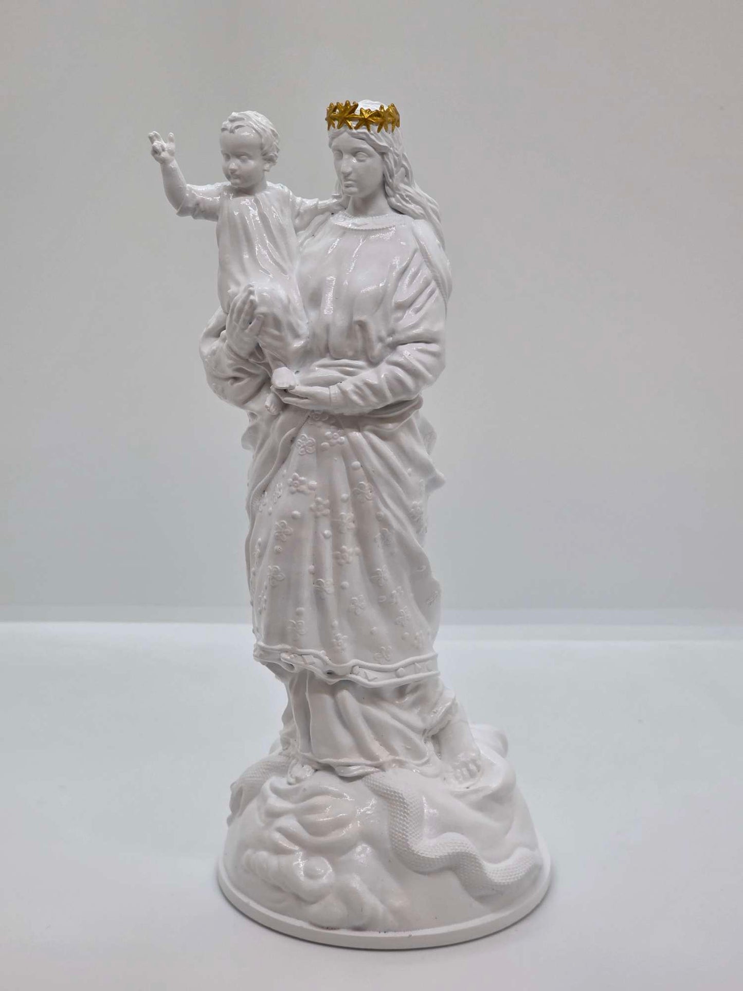 Estatuilla de Notre-Dame de Francia