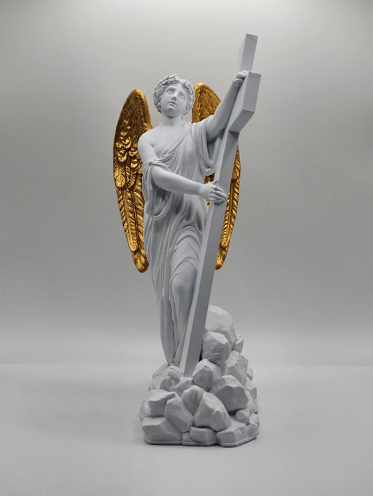 Ángel sosteniendo la cruz (dorado)