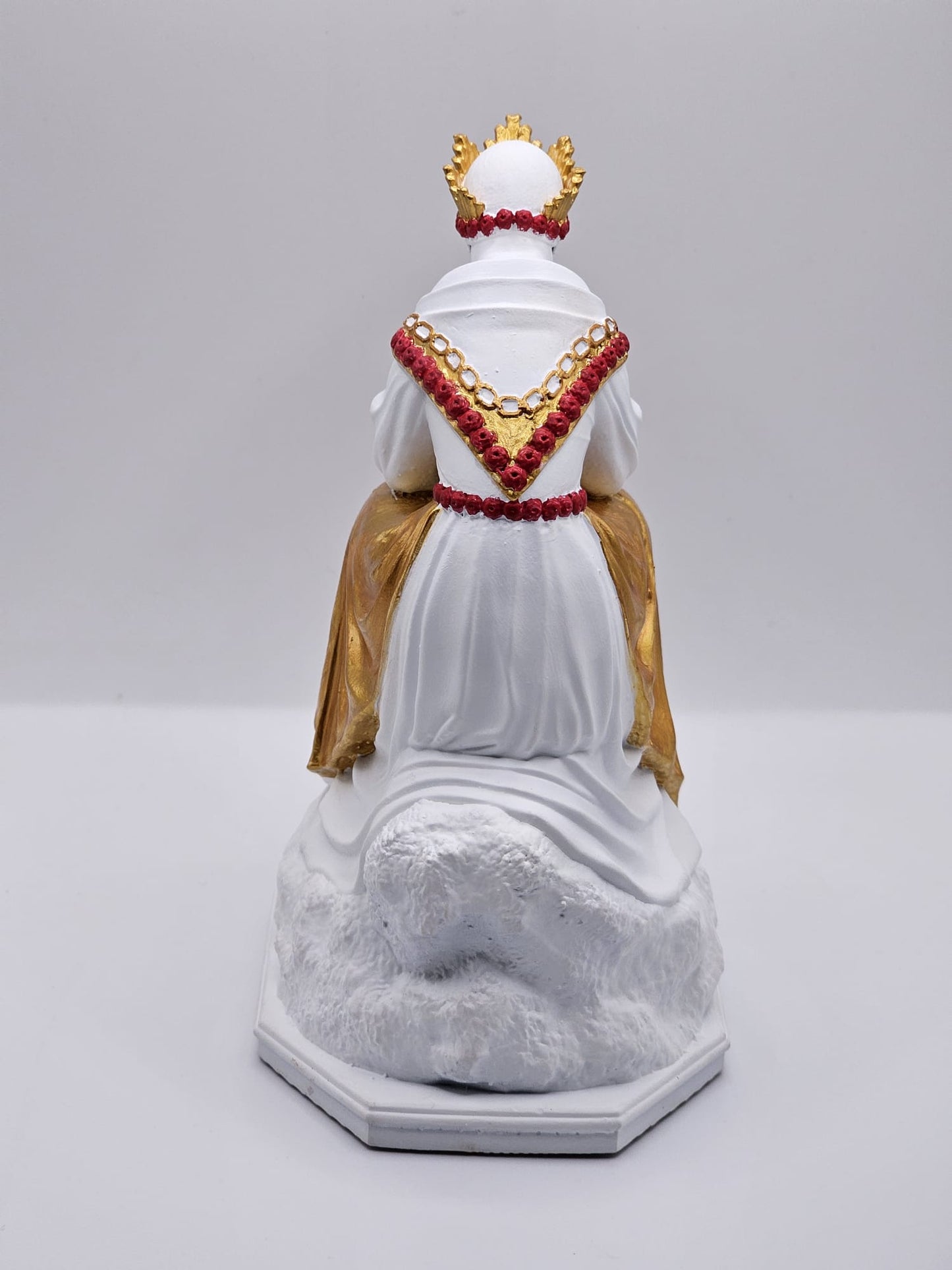 Estatuilla de Nuestra Señora de La Salette