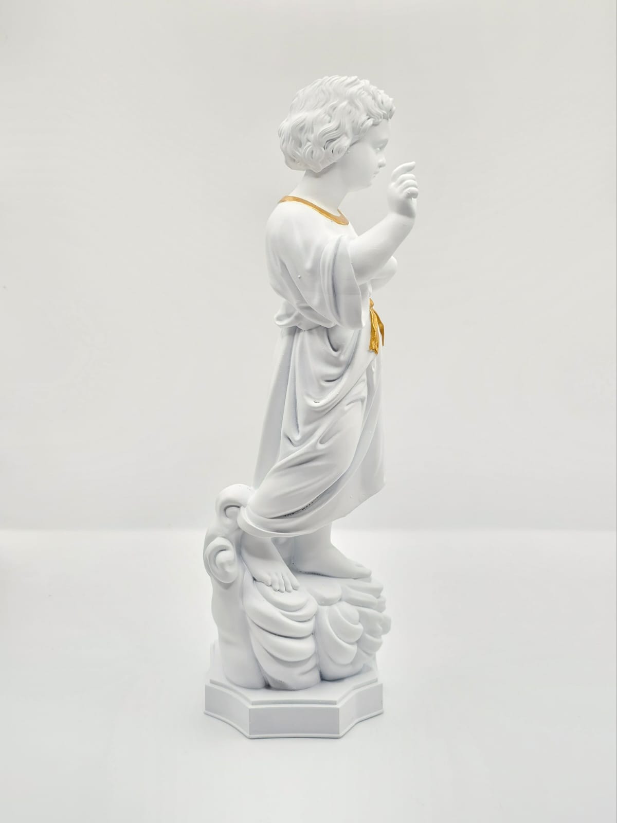 Estatuilla del Niño Jesús
